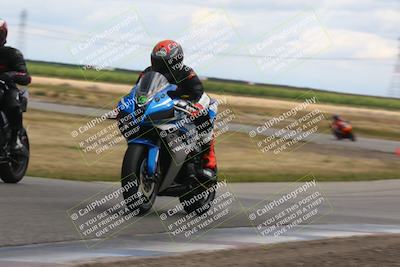 media/Apr-26-2024-TrackDaz (Fri) [[c4b677d280]]/C Group/140pm (Wheelie Bump)/